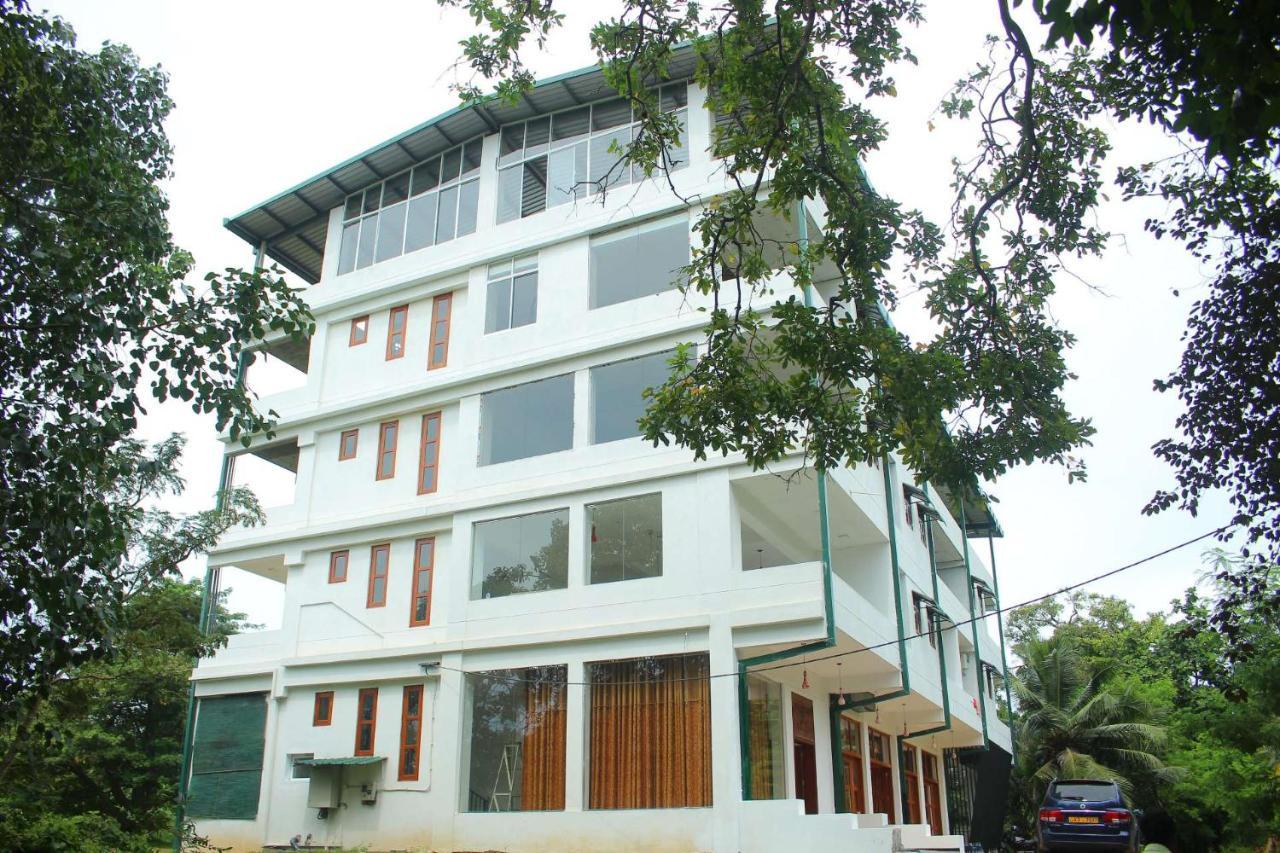 Heritage Eco Resort Kelaniya Экстерьер фото